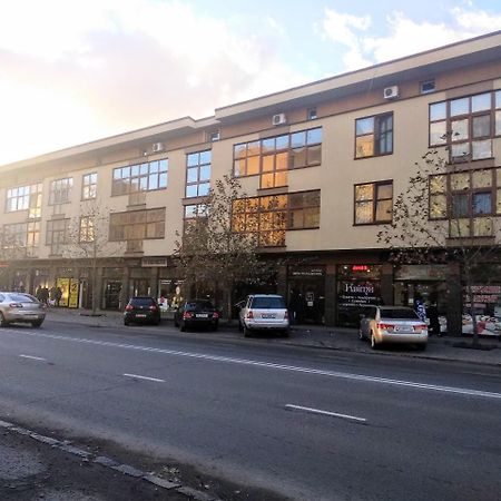 Gil Apartments, On Mynaiska 18 Uschhorod Exterior foto